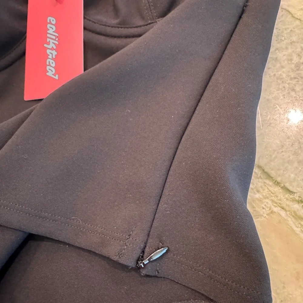 Edikted Contrast Peekaboo Corset Black and White NWT! - Picture 7 of 7